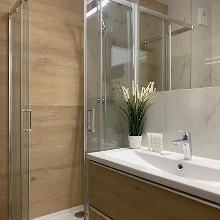 Stylish Apartament In The City Center Lodz Exterior foto